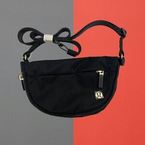 Lululemon All Night Festival Bag 2L